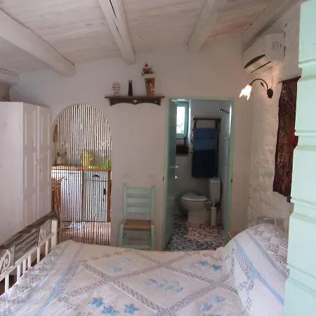 Holiday home Authentic Greek Cottage- Daisy- Great Sea Views Zakynthos Town